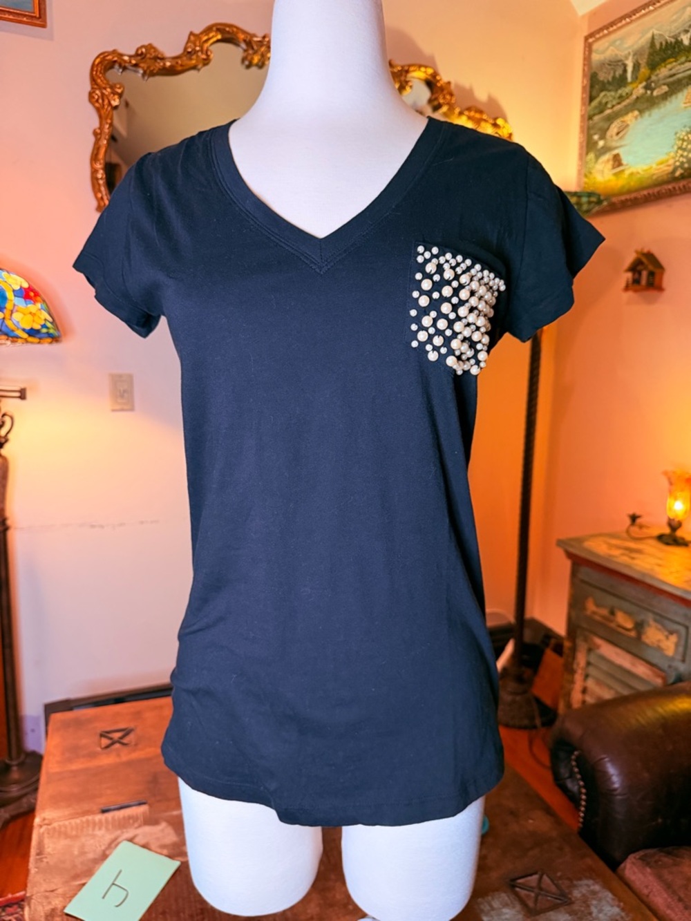 Vintage Black V-Neck Women's Tee with Pearl-Embellished Pocket